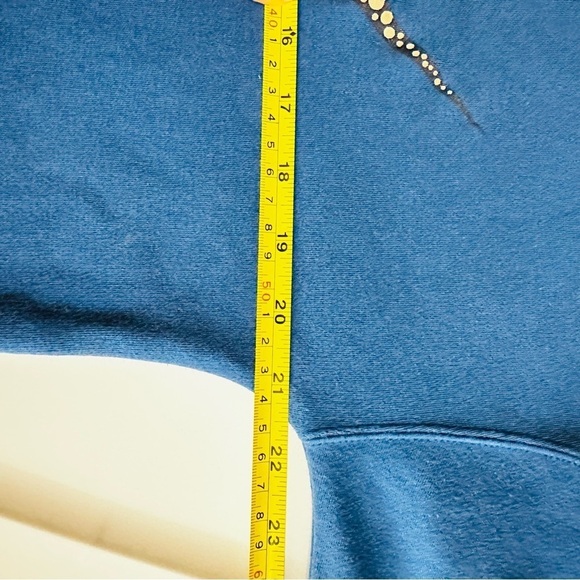 Nike Women’s Sz Small Blue Metallic Silver Logo Long Sleeve Crew Neck Tunic Top - Picture 7 of 7